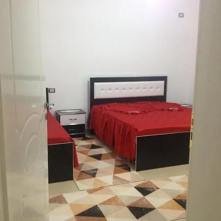 Anila بيت ضيافة ديفيجاكه