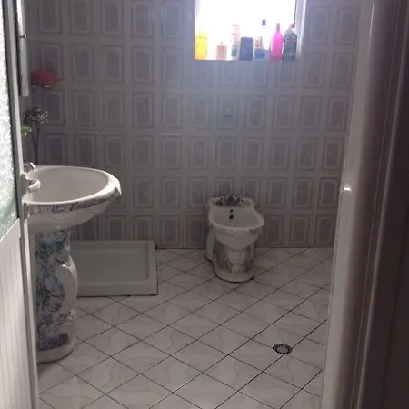 Konukevi Anila Divjake